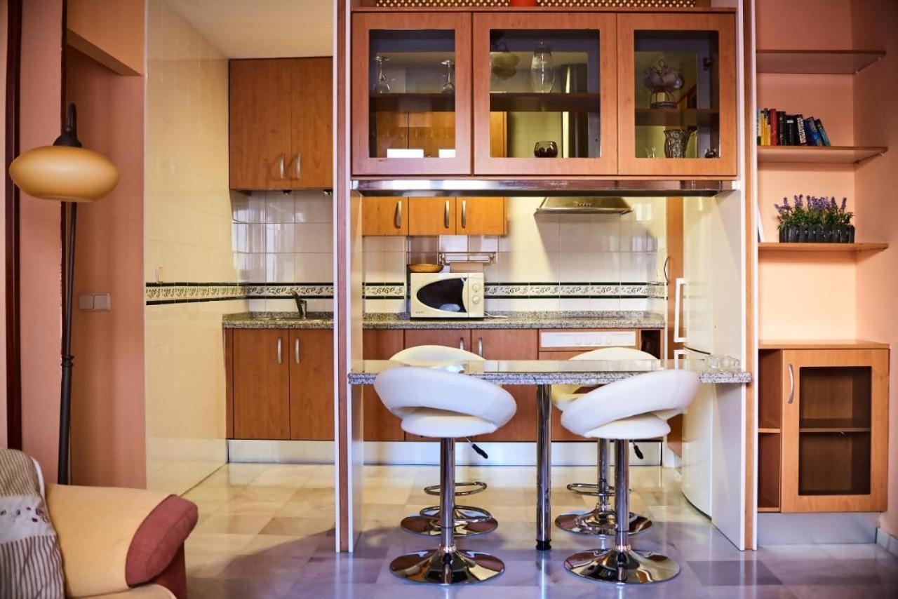 Apartamentos San Andrés Séville Extérieur photo