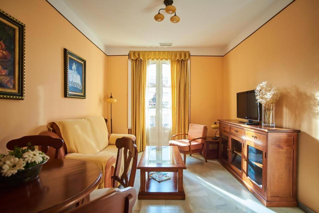 Apartamentos San Andrés Séville Extérieur photo
